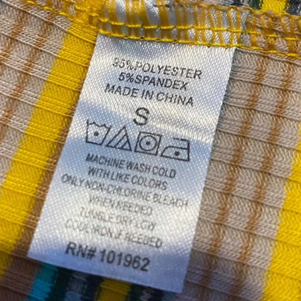 Colorful tank - Picture 2 of 2